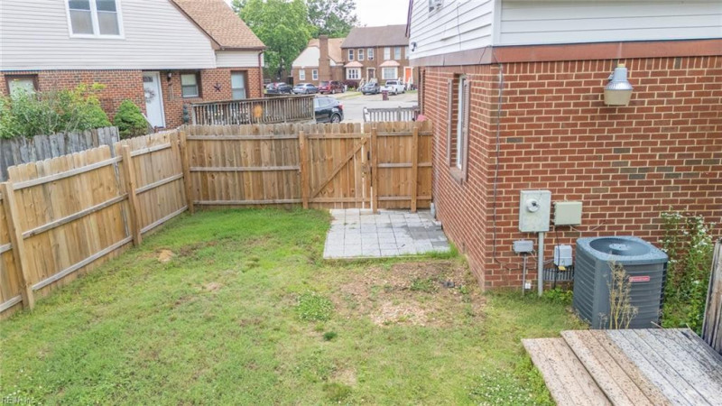 Photo 5 of 25 residential for sale in Chesapeake virginia Photo 5 of 25 residential for sale in Chesapeake virginia