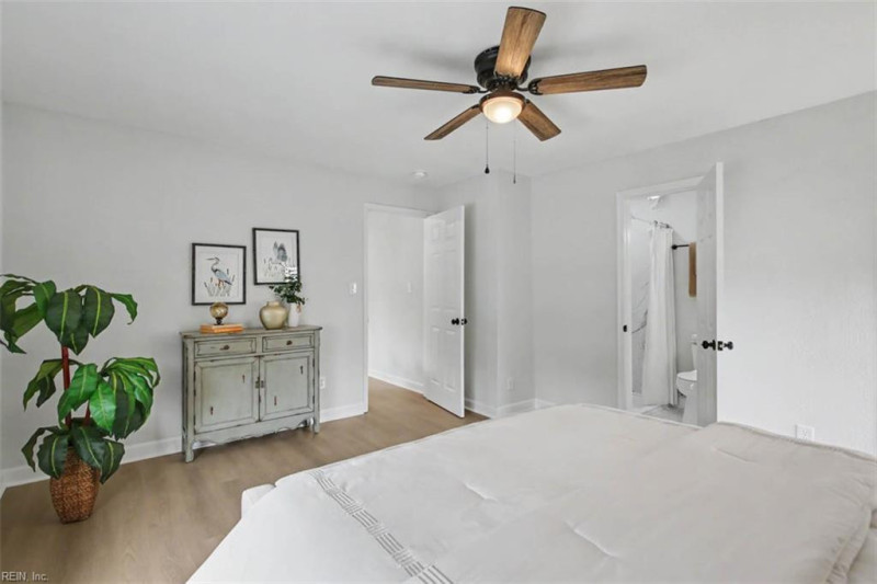 Photo 28 of 38 residential for sale in Chesapeake virginia