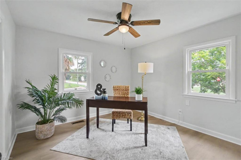 Photo 32 of 38 residential for sale in Chesapeake virginia