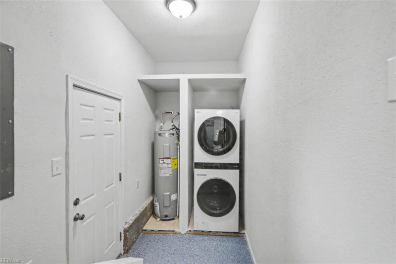 Photo 34 of 38 residential for sale in Chesapeake virginia