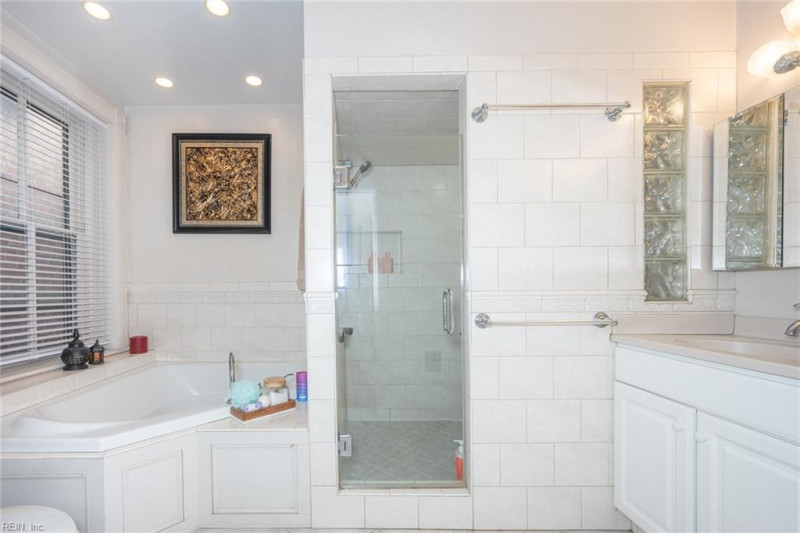 Photo 16 of 32 residential for sale in Norfolk virginia