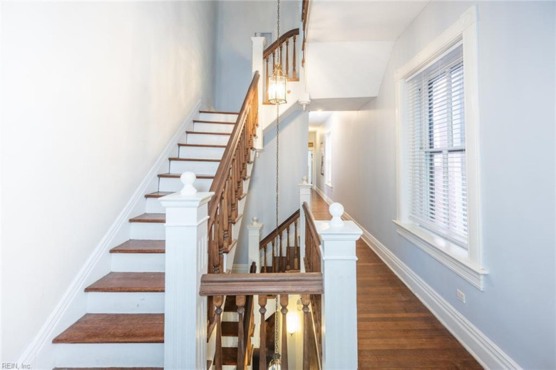 Photo 18 of 32 residential for sale in Norfolk virginia