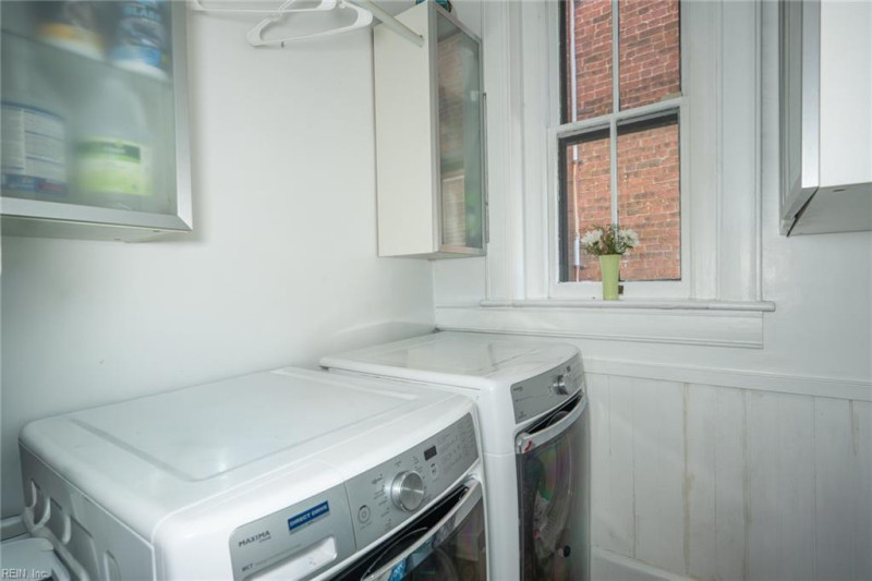 Photo 27 of 32 residential for sale in Norfolk virginia