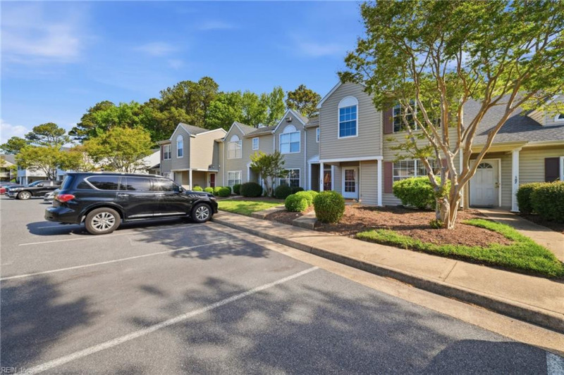 Photo 10 of 14 residential for sale in Hampton virginia Photo 10 of 14 residential for sale in Hampton virginia