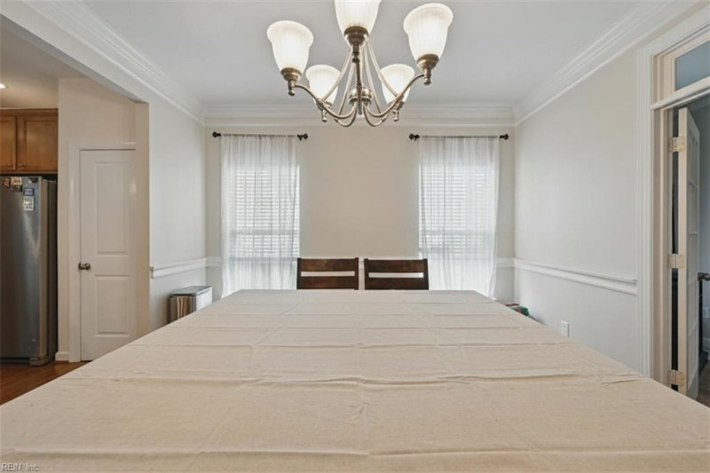 Photo 11 of 47 residential for sale in Chesapeake virginia