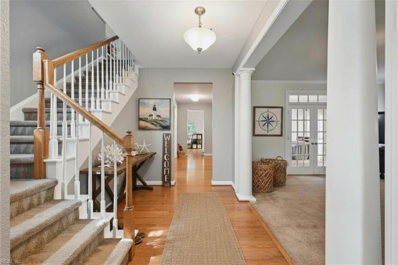 Photo 5 of 47 residential for sale in Chesapeake virginia