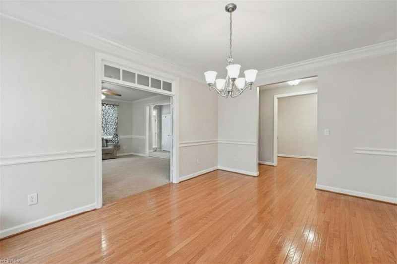 Photo 9 of 47 residential for sale in Chesapeake virginia