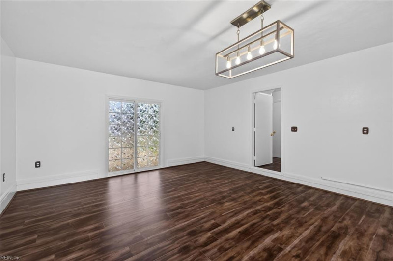 Photo 20 of 44 residential for sale in Virginia Beach virginia