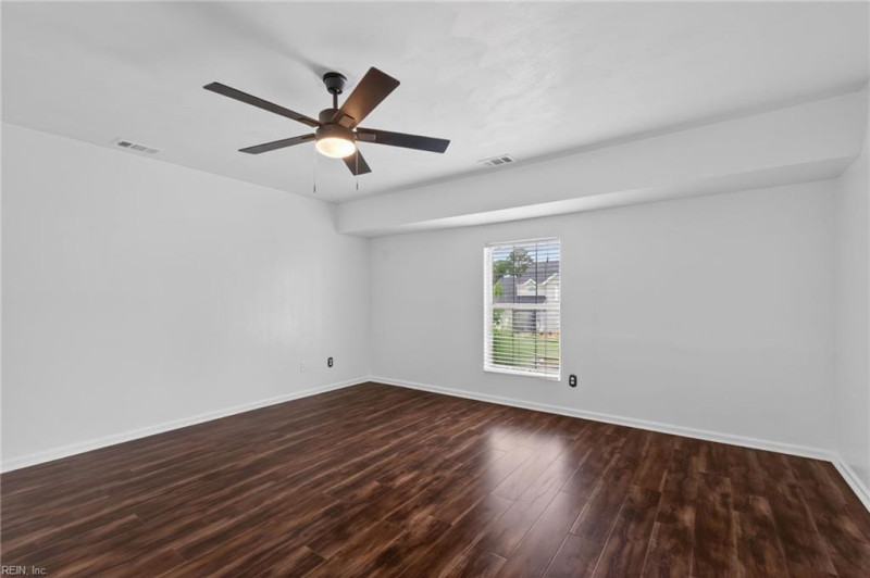 Photo 23 of 44 residential for sale in Virginia Beach virginia