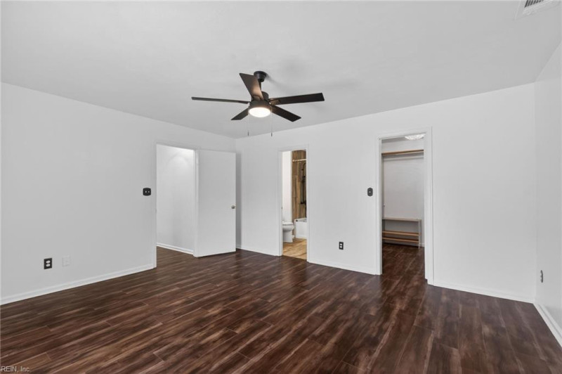 Photo 26 of 44 residential for sale in Virginia Beach virginia