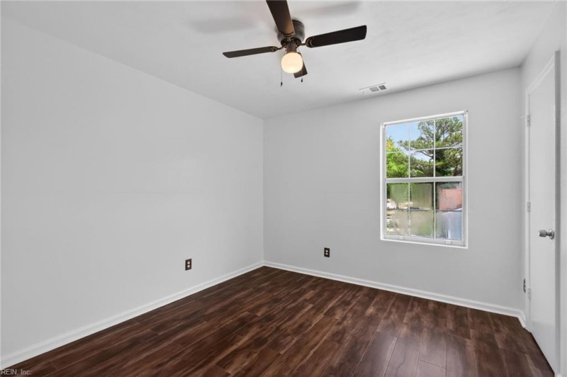 Photo 35 of 44 residential for sale in Virginia Beach virginia