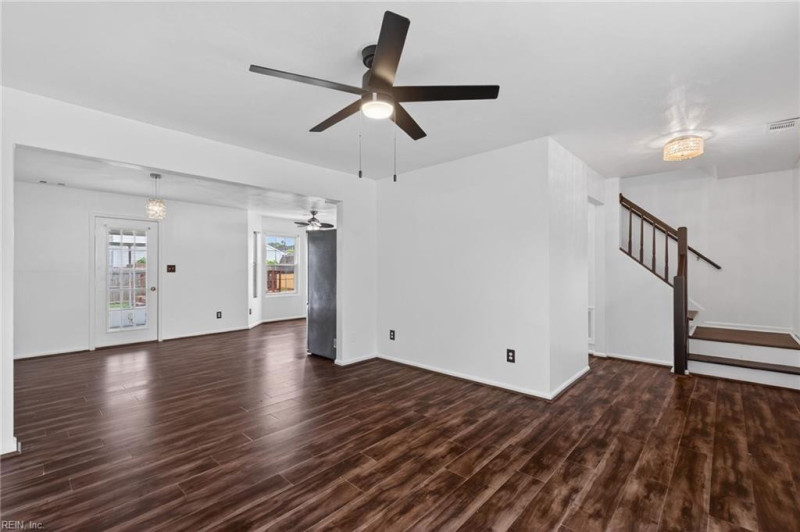 Photo 7 of 44 residential for sale in Virginia Beach virginia