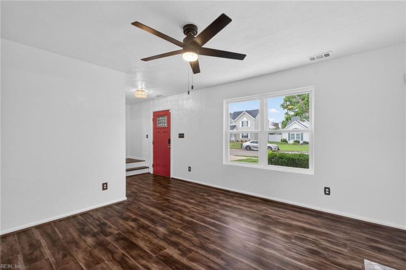Photo 8 of 44 residential for sale in Virginia Beach virginia