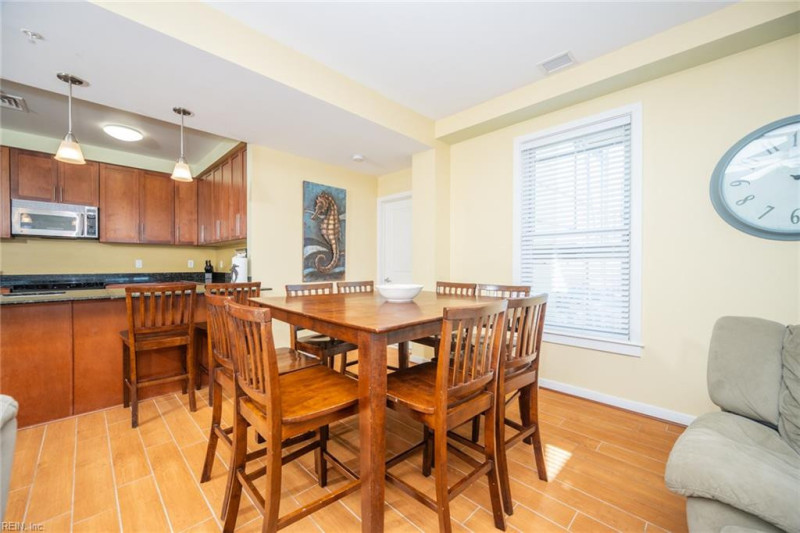 Photo 14 of 40 residential for sale in Virginia Beach virginia