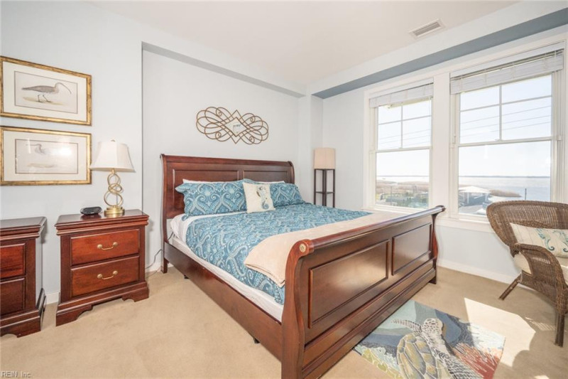Photo 17 of 40 residential for sale in Virginia Beach virginia
