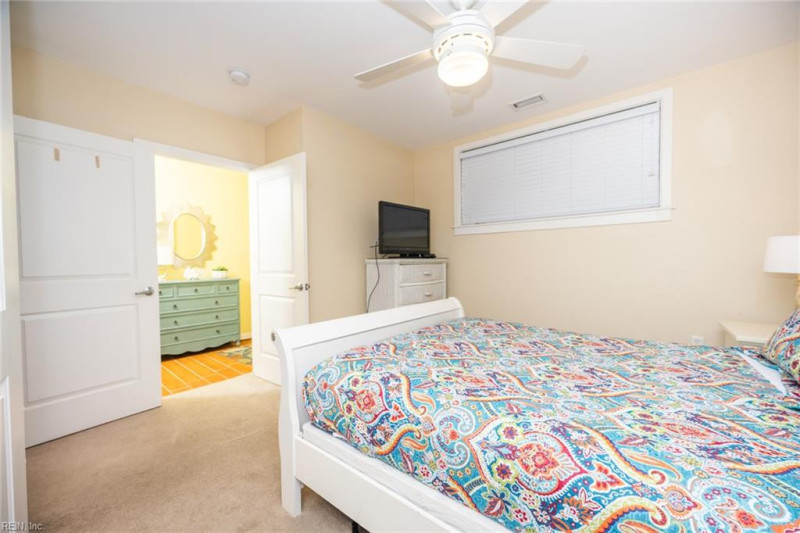 Photo 26 of 40 residential for sale in Virginia Beach virginia