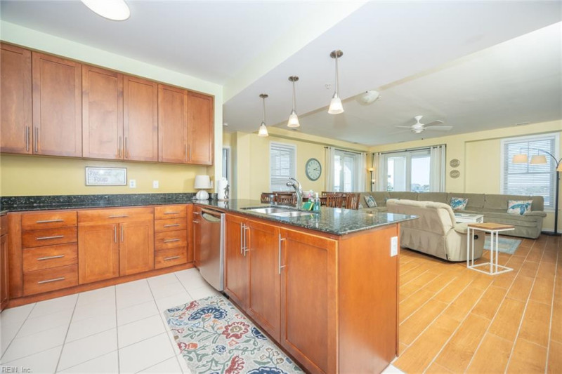 Photo 7 of 40 residential for sale in Virginia Beach virginia