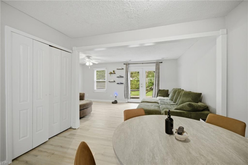 Photo 8 of 35 residential for sale in Virginia Beach virginia