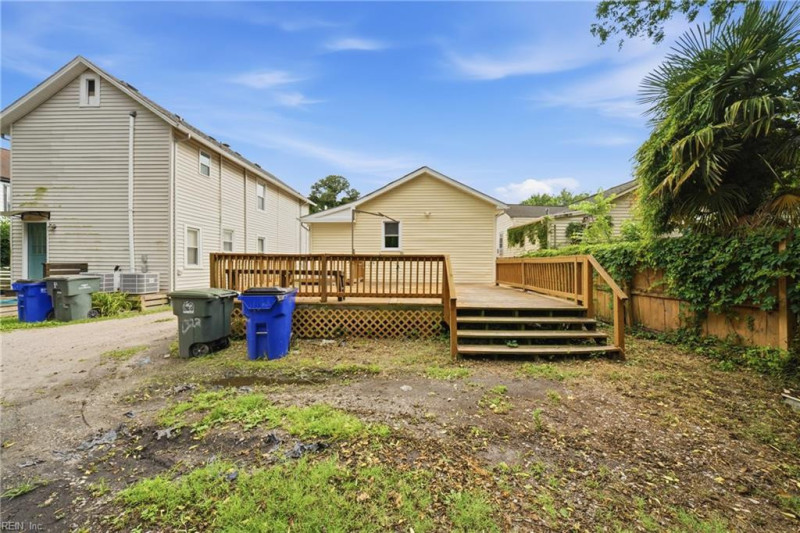Photo 18 of 22 residential for sale in Norfolk virginia