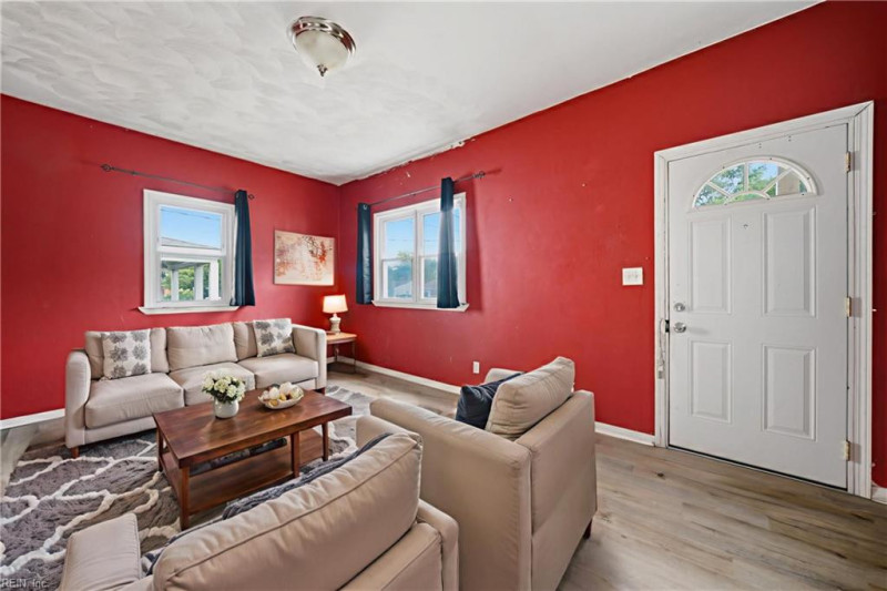 Photo 3 of 22 residential for sale in Norfolk virginia