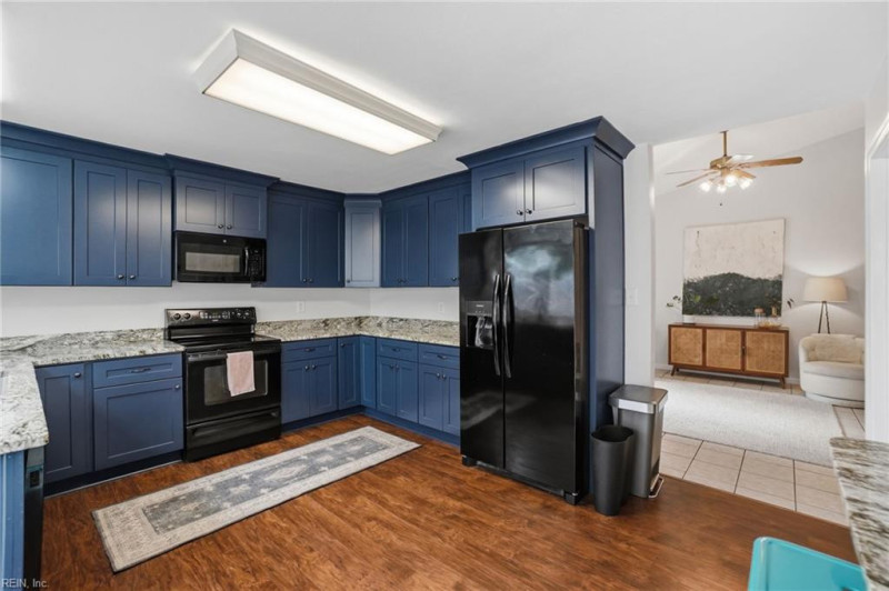Photo 10 of 47 residential for sale in Virginia Beach virginia