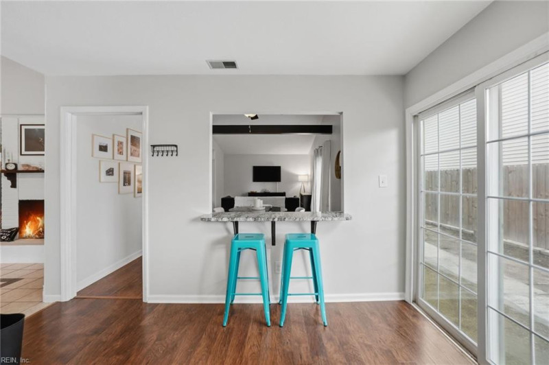 Photo 15 of 47 residential for sale in Virginia Beach virginia