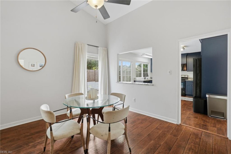 Photo 16 of 47 residential for sale in Virginia Beach virginia