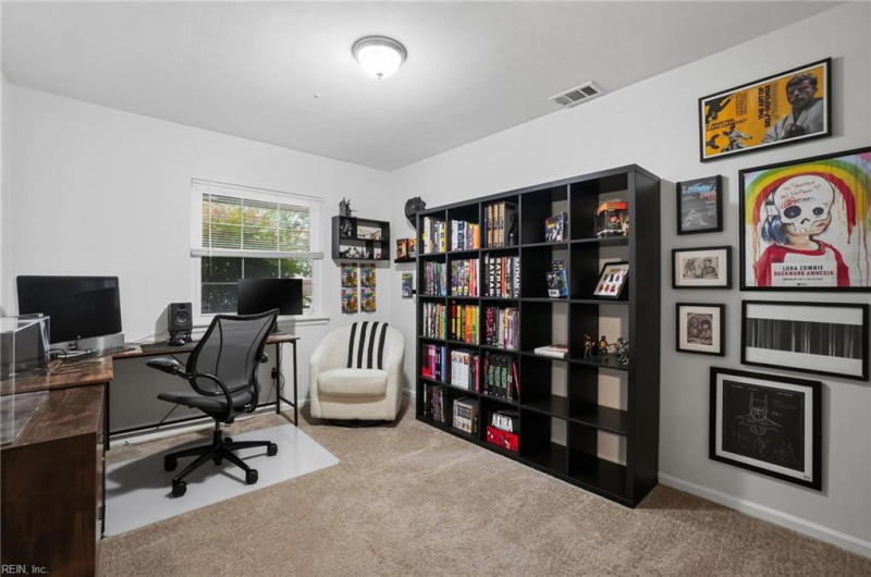 Photo 20 of 47 residential for sale in Virginia Beach virginia