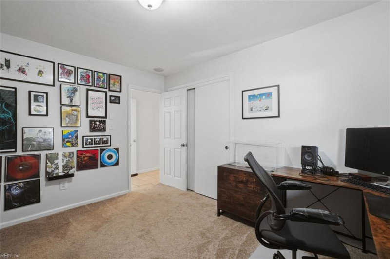 Photo 21 of 47 residential for sale in Virginia Beach virginia