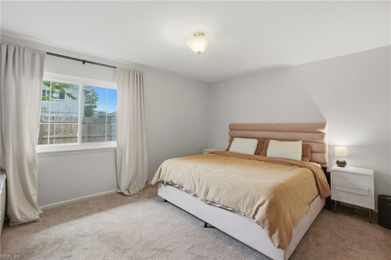 Photo 25 of 47 residential for sale in Virginia Beach virginia