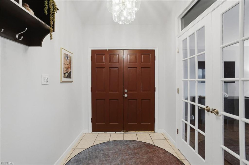 Photo 3 of 47 residential for sale in Virginia Beach virginia