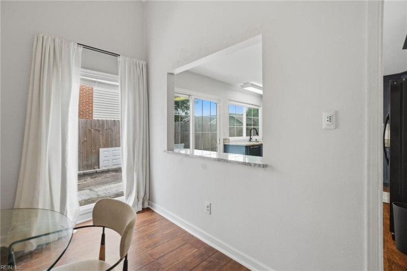 Photo 8 of 47 residential for sale in Virginia Beach virginia