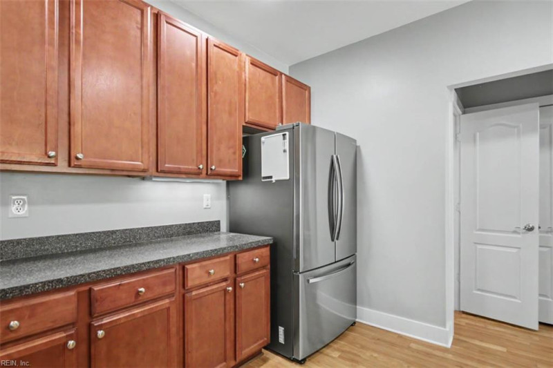 Photo 17 of 43 residential for sale in Chesapeake virginia