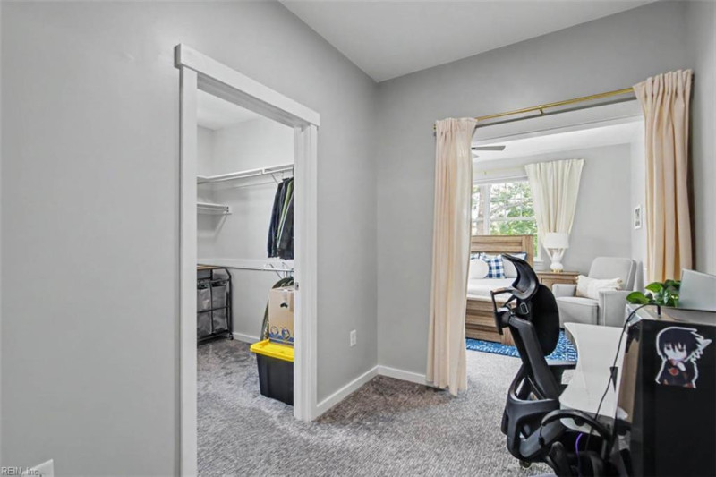 Photo 24 of 43 residential for sale in Chesapeake virginia