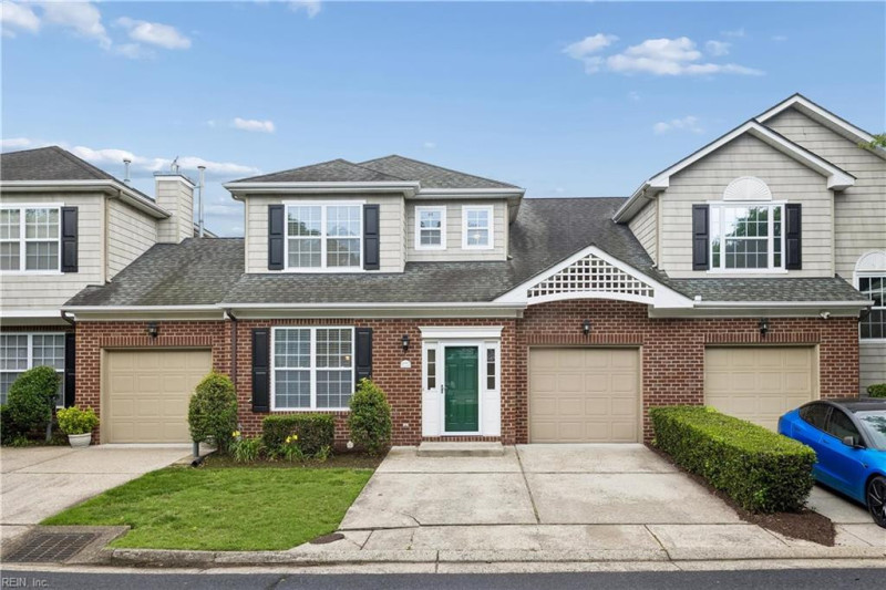 Photo 2 of 46 residential for sale in Chesapeake virginia
