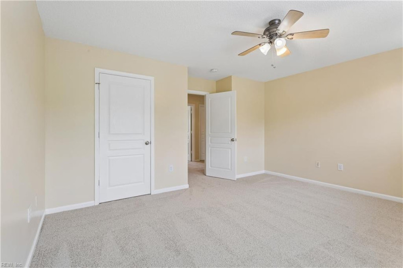 Photo 38 of 46 residential for sale in Chesapeake virginia