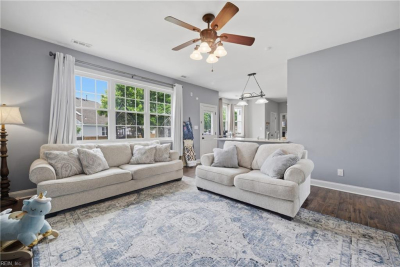 Photo 11 of 48 residential for sale in Suffolk virginia
