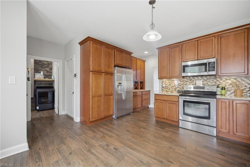 Photo 14 of 48 residential for sale in Suffolk virginia