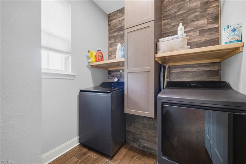 Photo 32 of 48 residential for sale in Suffolk virginia