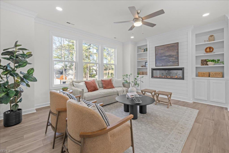 Photo 1 of 31 residential for sale in Virginia Beach virginia