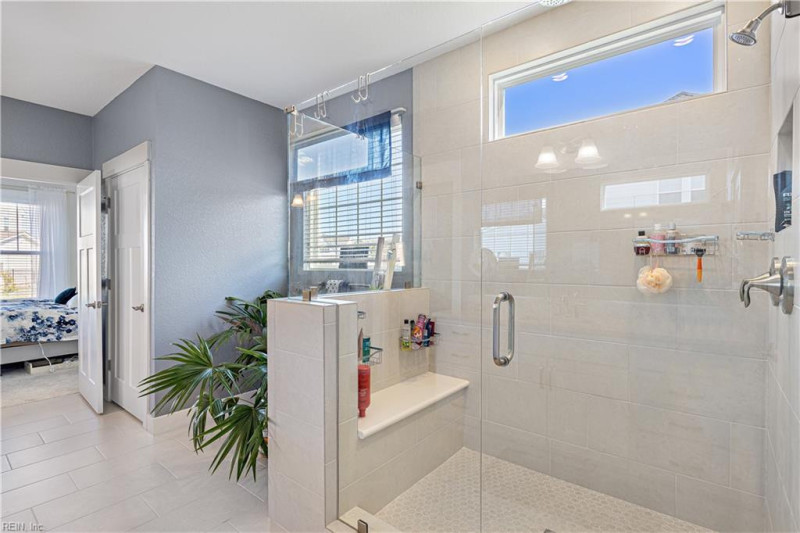 Photo 18 of 40 residential for sale in Virginia Beach virginia