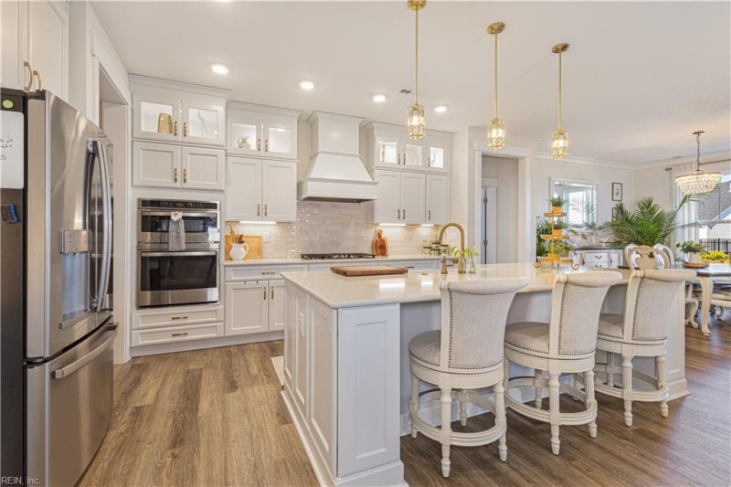 Photo 4 of 40 residential for sale in Virginia Beach virginia