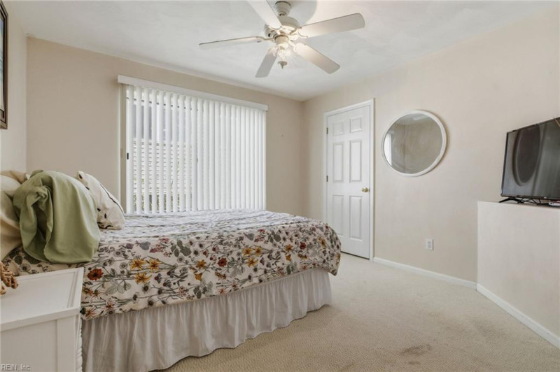 Photo 29 of 40 residential for sale in Norfolk virginia