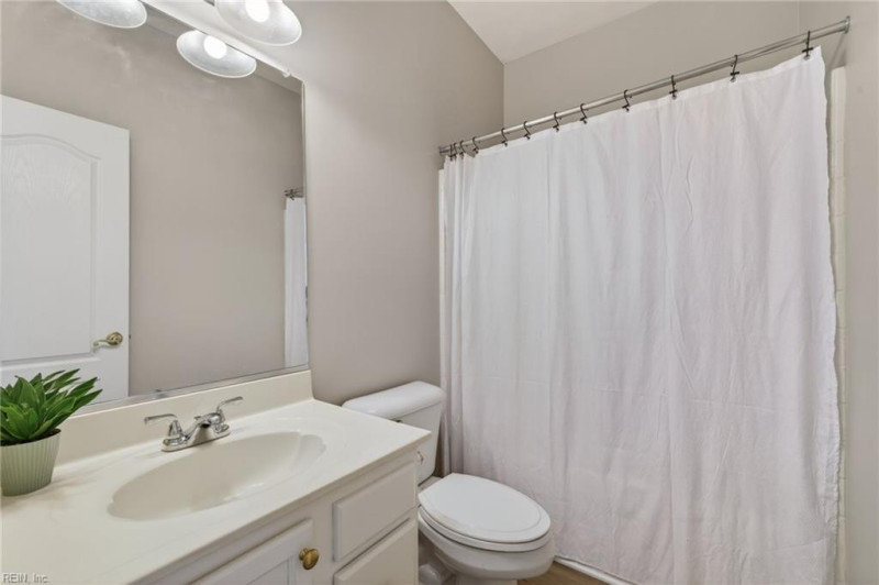 Photo 5 of 27 residential for sale in Virginia Beach virginia Photo 5 of 27 residential for sale in Virginia Beach virginia
