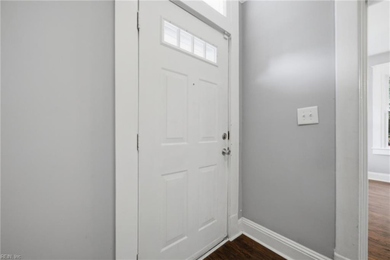 Photo 6 of 32 residential for sale in Portsmouth virginia Photo 6 of 32 residential for sale in Portsmouth virginia