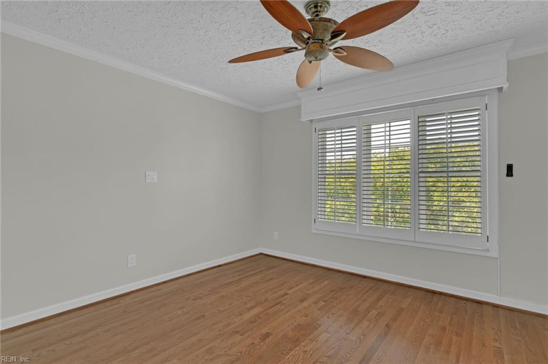 Photo 10 of 50 residential for sale in Hampton virginia