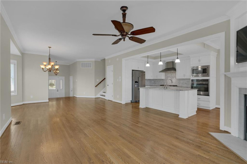 Photo 16 of 50 residential for sale in Hampton virginia