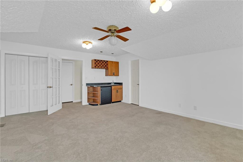 Photo 21 of 50 residential for sale in Hampton virginia