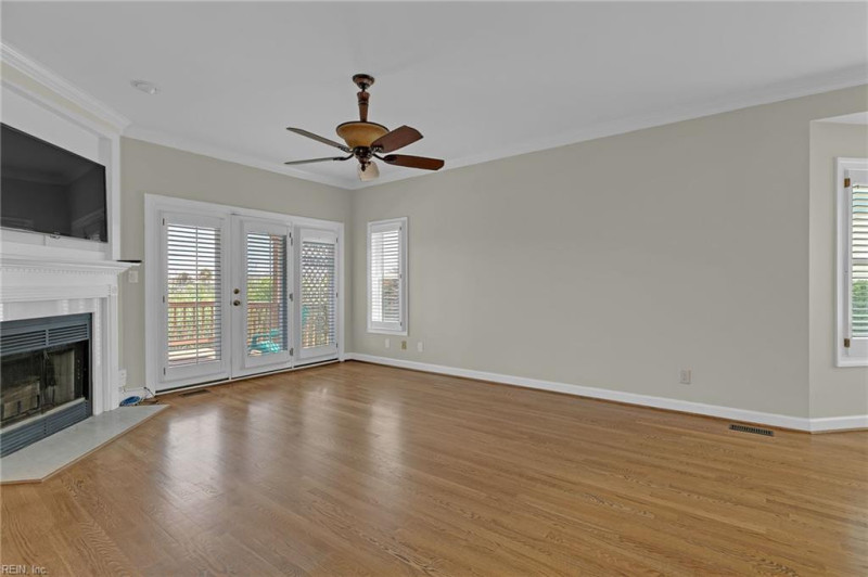 Photo 28 of 50 residential for sale in Hampton virginia