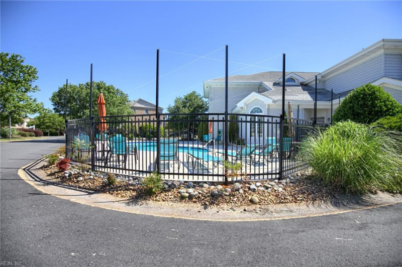 Photo 37 of 50 residential for sale in Hampton virginia